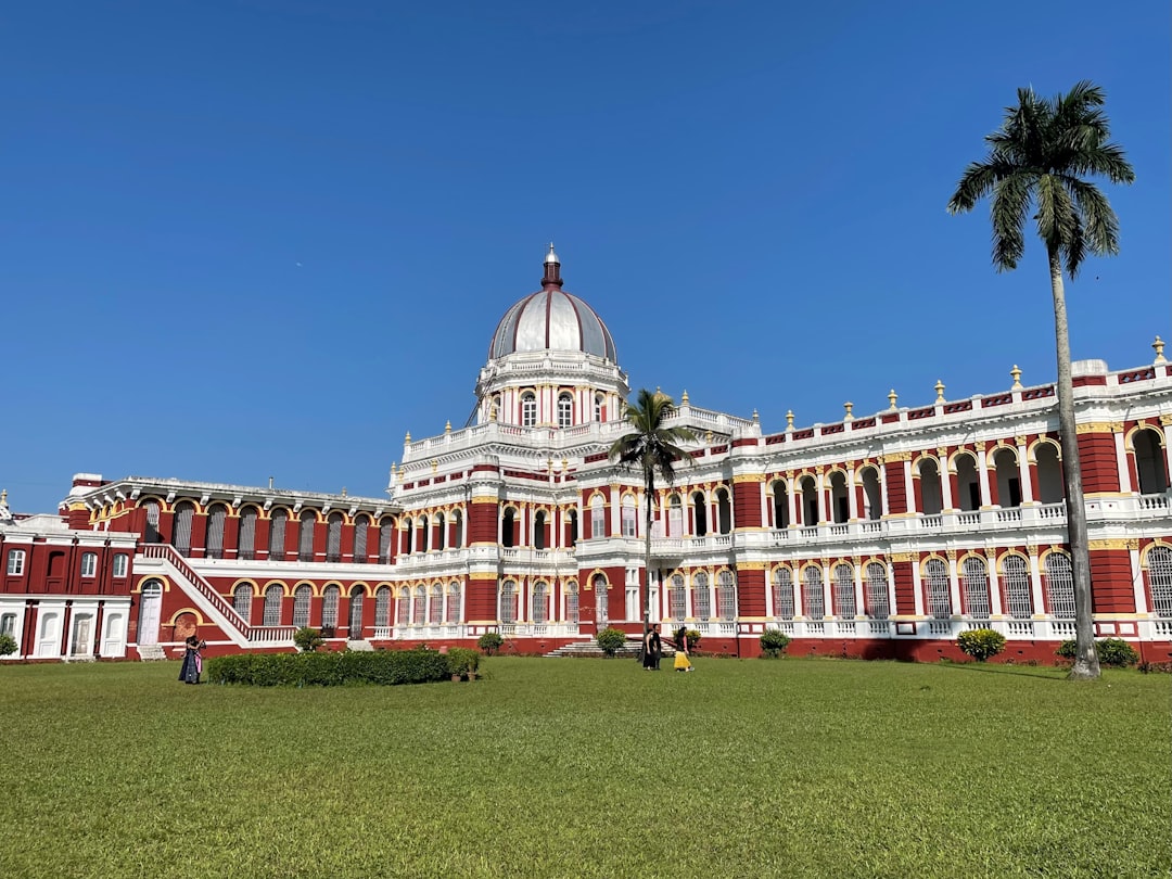 West Bengal Faces 5 Lakh Vacant College Seats Challenge