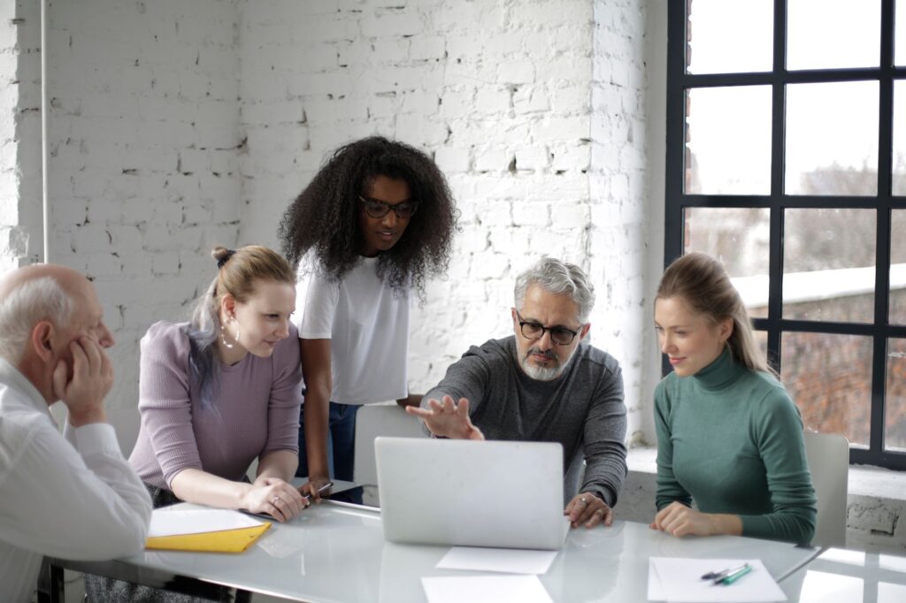 AI-Driven Collaboration Tools Expose Workplace Dynamics