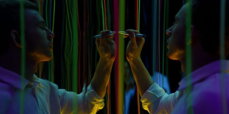 AI‑driven innovation dims collective human creativity