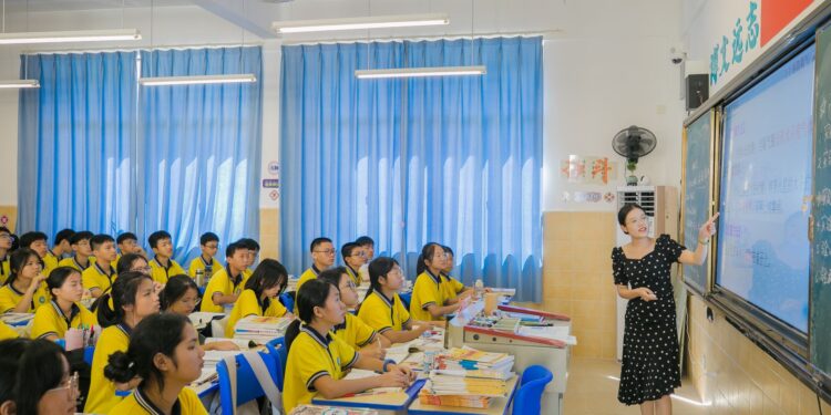 AI Grading Systems Gain Institutional Footprint as UNESCO Issues Global Guidance