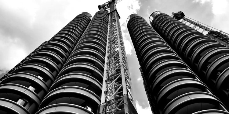 Climate‑Smart Infrastructure Fuels Emerging‑Market Growth