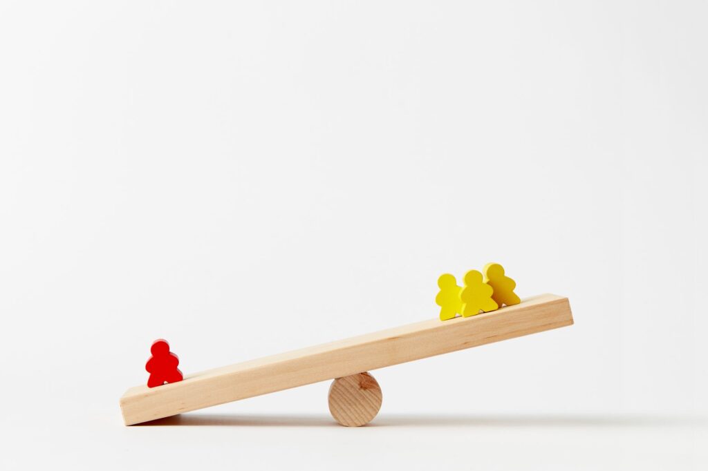 Counter‑offer power hinges on scarce skill clusters