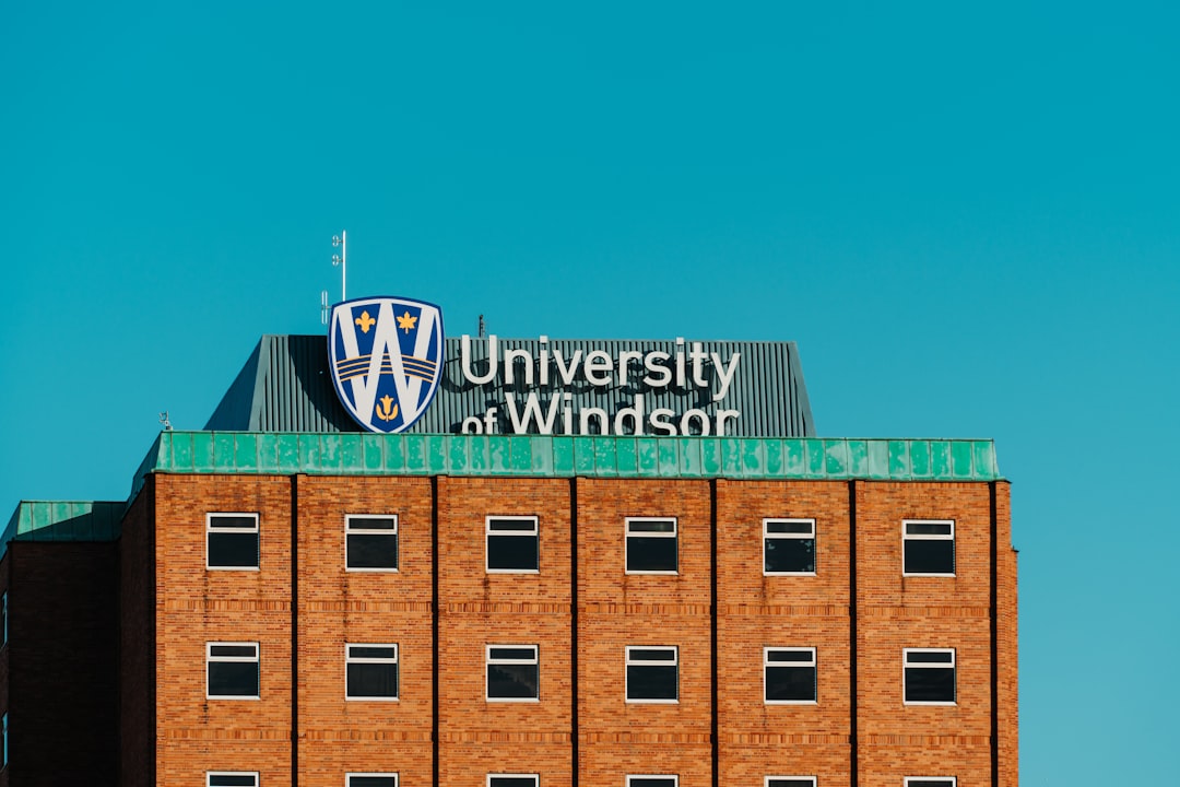 Why Canadian Universities Are Attracting U.S. Scholars