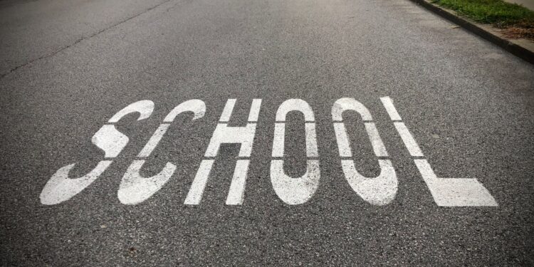 Federal Guidelines Updated to Strengthen School‑Zone Pedestrian Safety Across United States