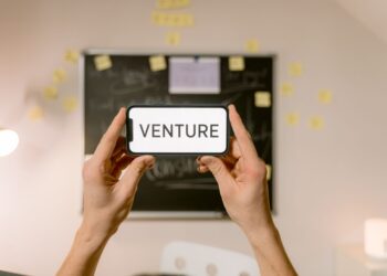 Five forces turning AI unicorns into venture‑capital norm