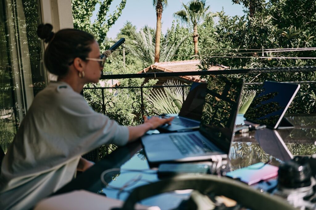 Global Digital Nomads Reshape Tax and Visa Systems