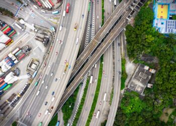 Global trade realigns around regional hubs and digital networks