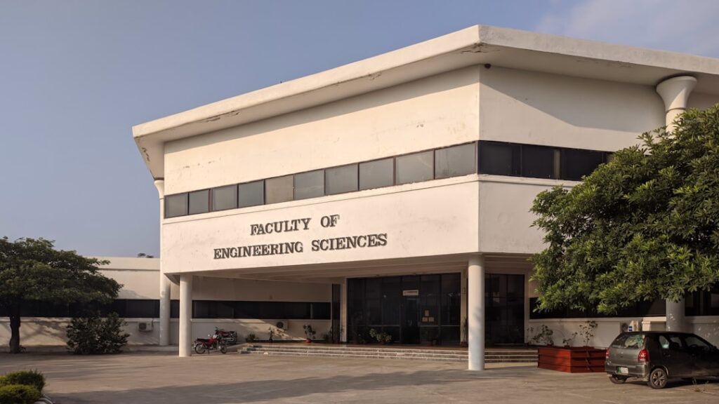 IIT Madras Director Disguises Himself as Freshman; IIT Bombay Director Speaks at TechEDU Summit; IIT Indore Announces Innovation-Focused Strategy