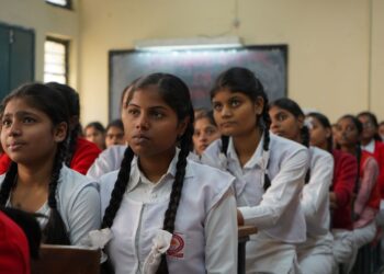 India’s Government School Enrollment Falls to 49.24%; 84,000 Schools Closed Since 2018‑19