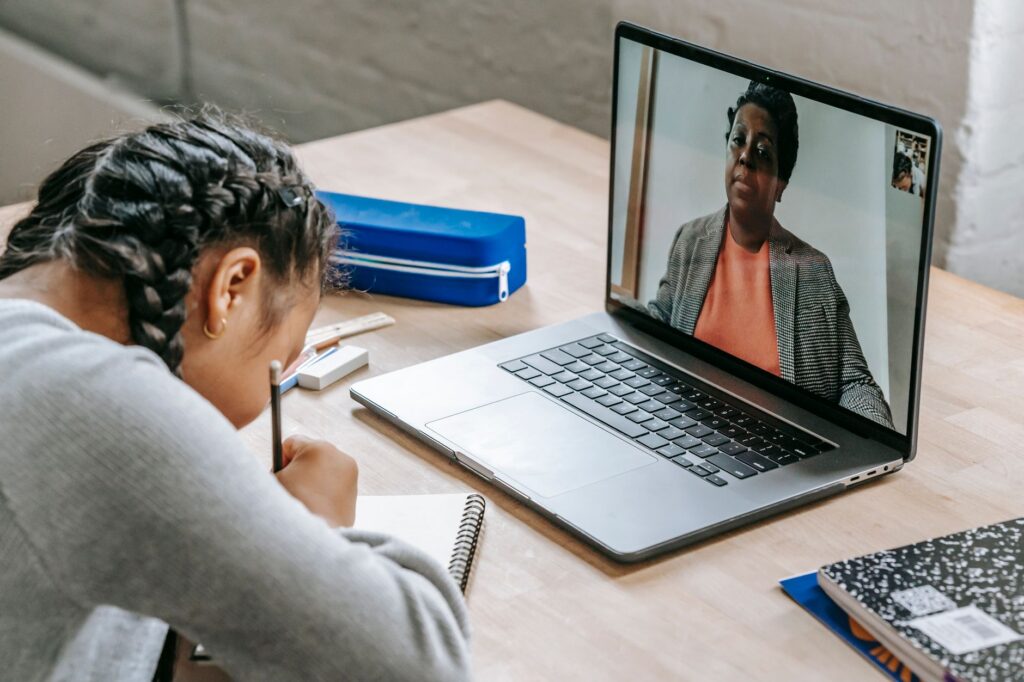 Jakarta High Court Grants Former Education Minister Permission to Call Additional Witnesses in Chromebook Procurement Appeal