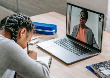 Jakarta High Court Grants Former Education Minister Permission to Call Additional Witnesses in Chromebook Procurement Appeal
