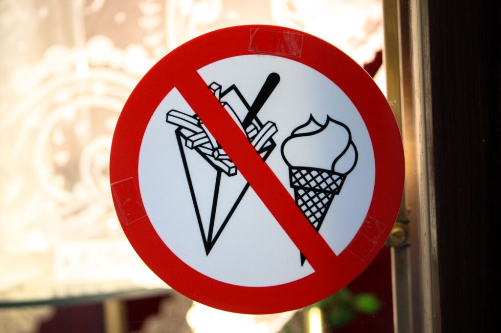 Karnataka State Government Bans Sale of Junk Food Within 50 Metres of Schools and Colleges