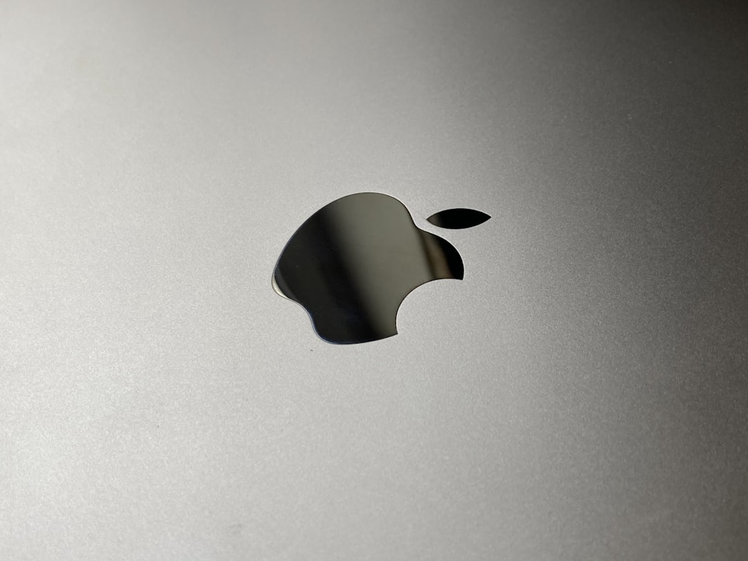 MacBook Air Faces Stock Challenges Amid Memory Shortages
