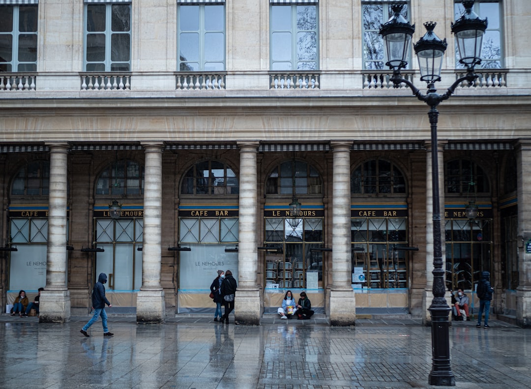 France's Jobless Rate Surges, Impact on Workers