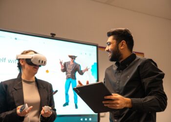 Micro‑Immersion Powers Global Career Mobility