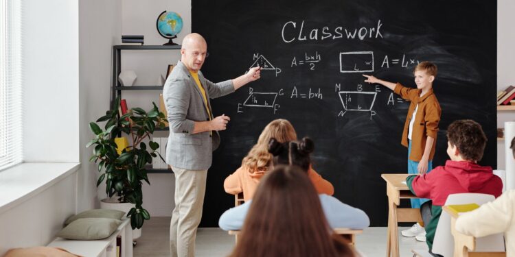 Nebraska Parents, Teachers and Students Discuss AI Integration in State Schools