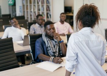 Neuro‑Linguistic Programming Drives Structural Diversity Gains