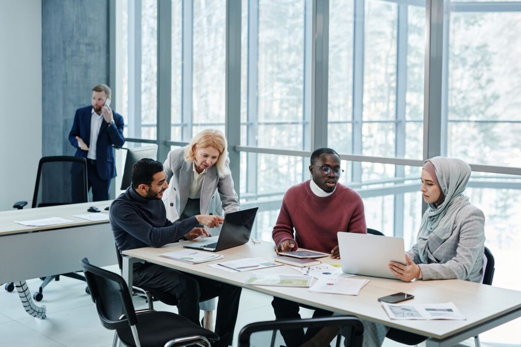 Neuro‑Linguistic Programming Drives Structural Diversity Gains