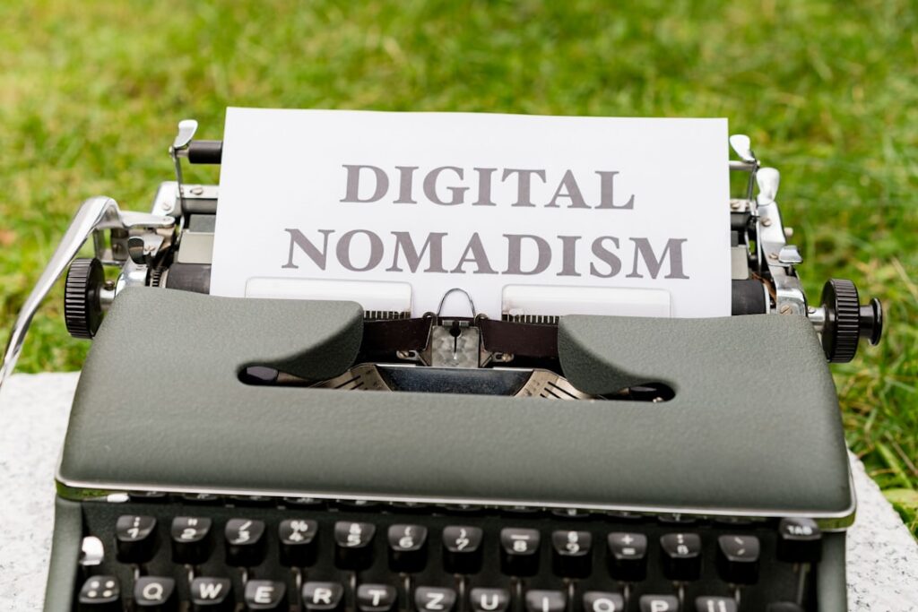 Nostalgia Boosts Job Satisfaction Amid Shifting Workplace Structures