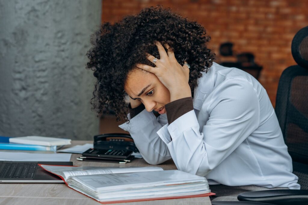 Personalized EI Frameworks Redefine Career Resilience