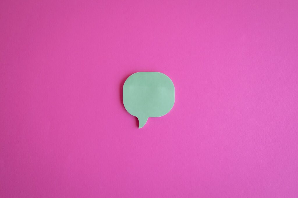 Social Media Echo Chambers Fuel Polarization