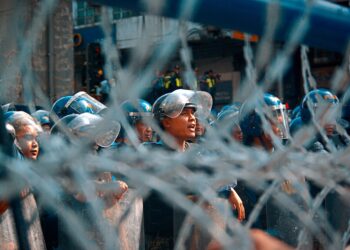 South African Anti‑Immigration Protesters Force Immigrants from Homes in Johannesburg and Durban