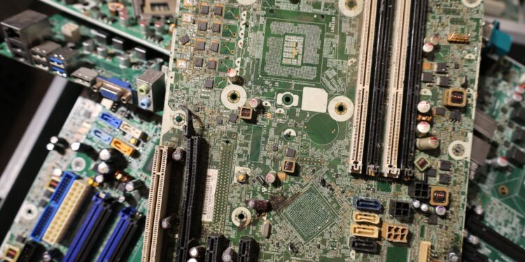 Startup e‑waste ventures redefine circular economy