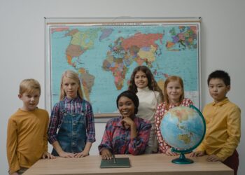 Switzerland Leads 2026 Salary Rankings for International Graduates and Expats