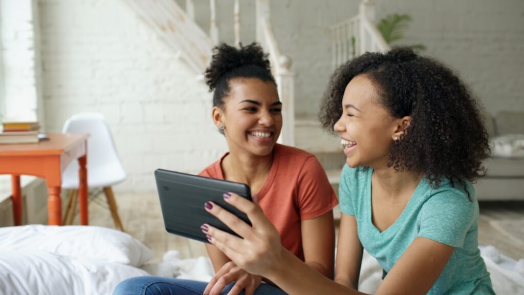 Teen Therapy Platforms Expand Affordable Online Access Nationwide