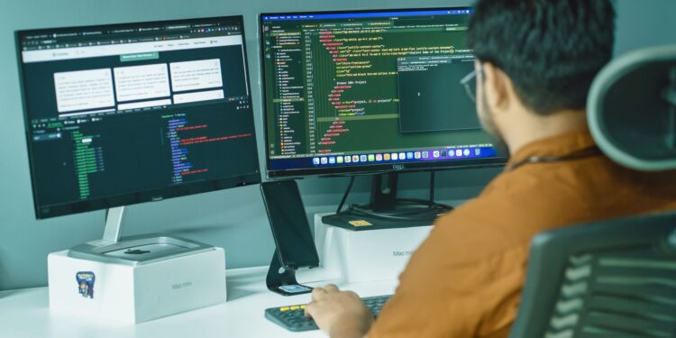 Two‑Thirds of India’s AI Professionals Anticipate Layoffs Within Six Months