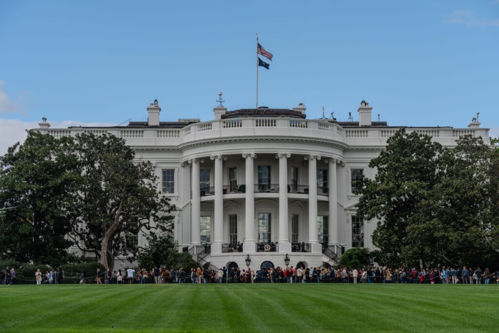 U.S. Education Secretary Calls on University Leaders to Publish Reform Commitments by Year‑End