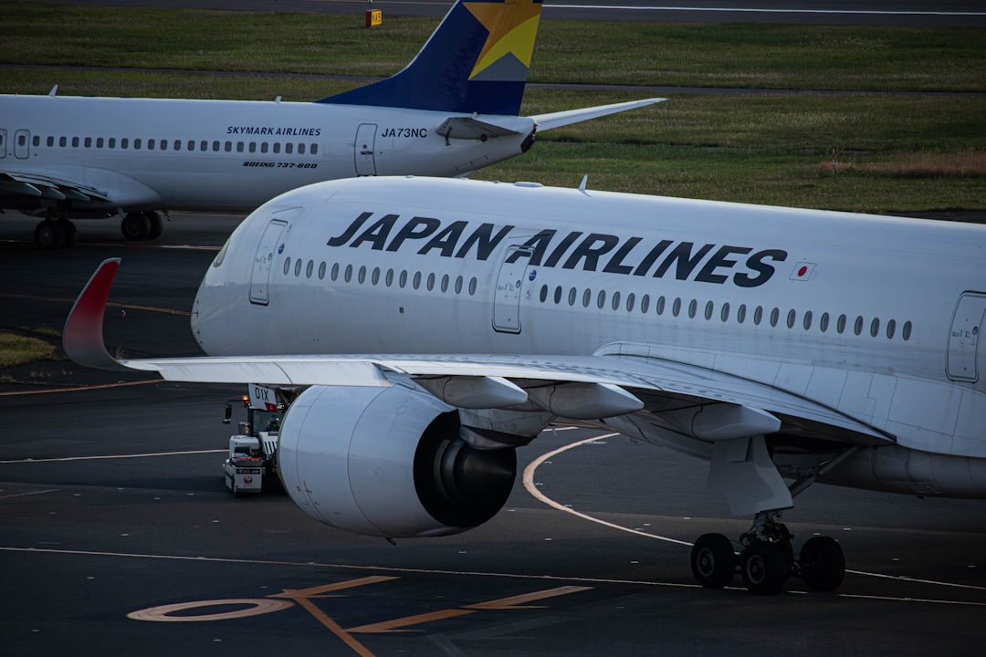 Japan’s Wages Grow Most Since 1997, Keeping BOJ on Rate Hike Path