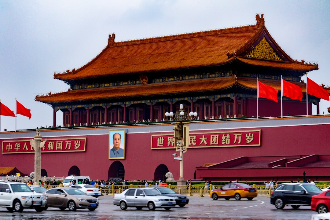 Chinese Carmakers Expand: Effects on Engineers, Supply Chain