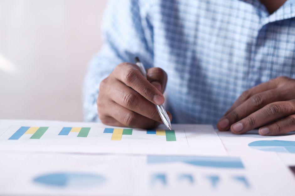 US Jobs Report Seen Showing 90,000 Payrolls, 4.1% Unemployment Rate