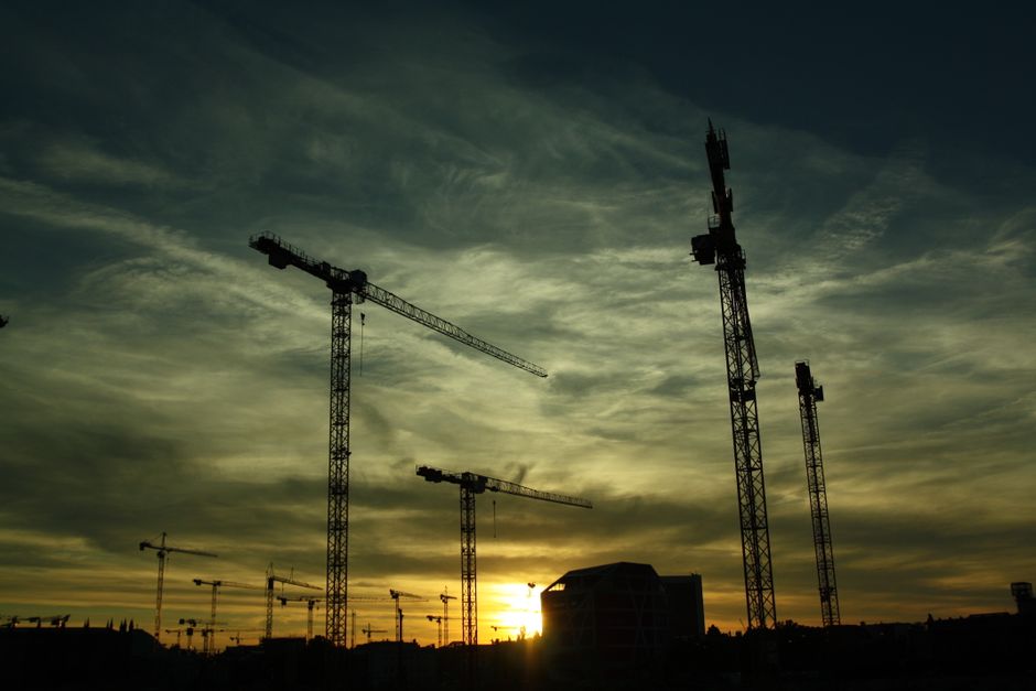 India's 8% Industrial Growth Fuels Manufacturing Boom