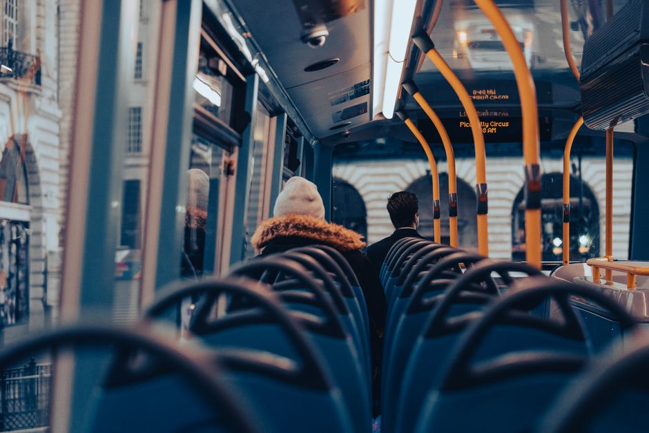 Rise in 'commuter students' due to living costs