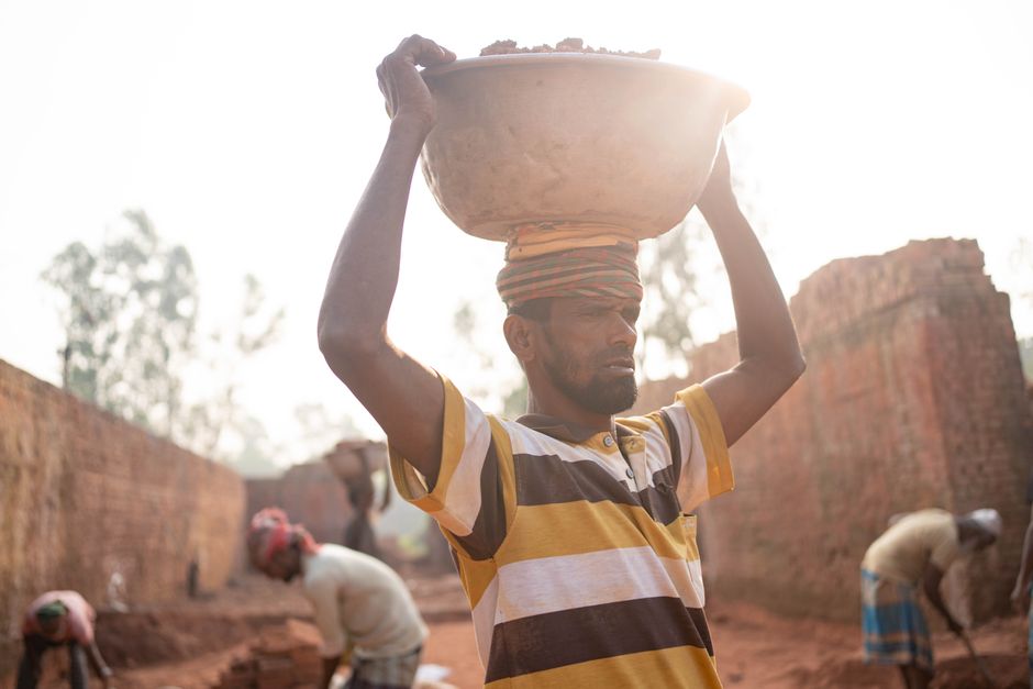 Labour-Intensive Sectors Shrink Amid Workforce Formalization