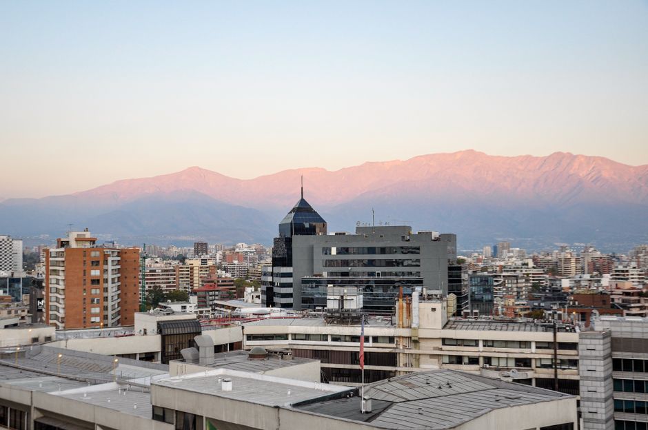 Chile’s Kast Rolls Out Jobs Plan as Weak Economy Saps Approval