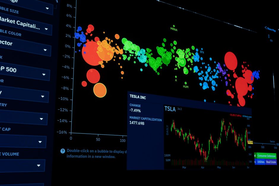 UK Economy Surges as AI Drives Growth, Rate Hikes Loom