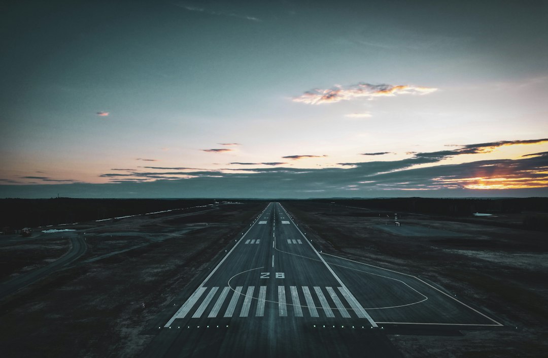 Heathrow Expansion Delay Disrupts UK Aviation Strategy