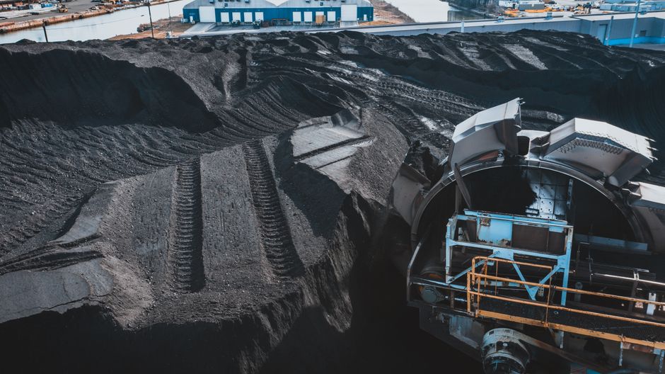 Govt Considers Mandatory Imported Coal Blending