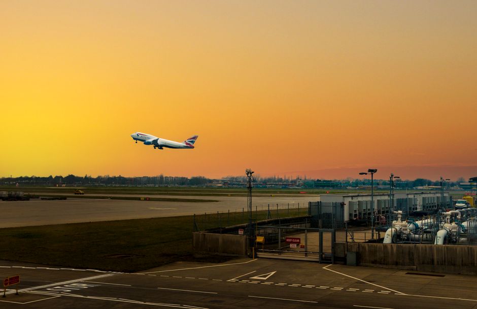 Heathrow Expansion Delay Disrupts UK Aviation Strategy