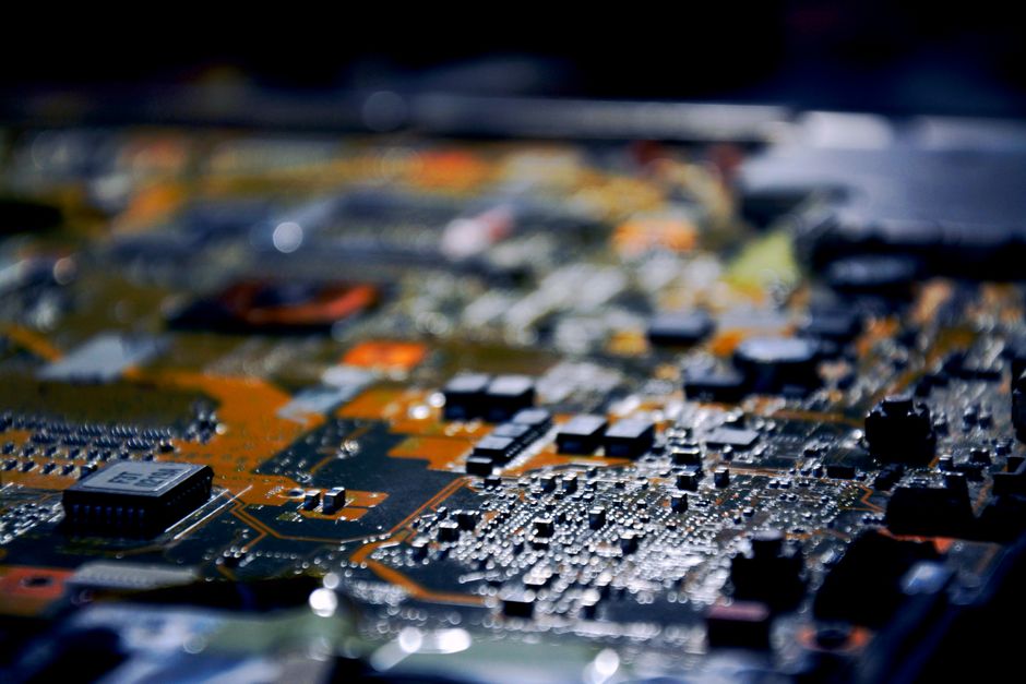 AI-Driven Chip Demand Sparks Semiconductor Super Cycle