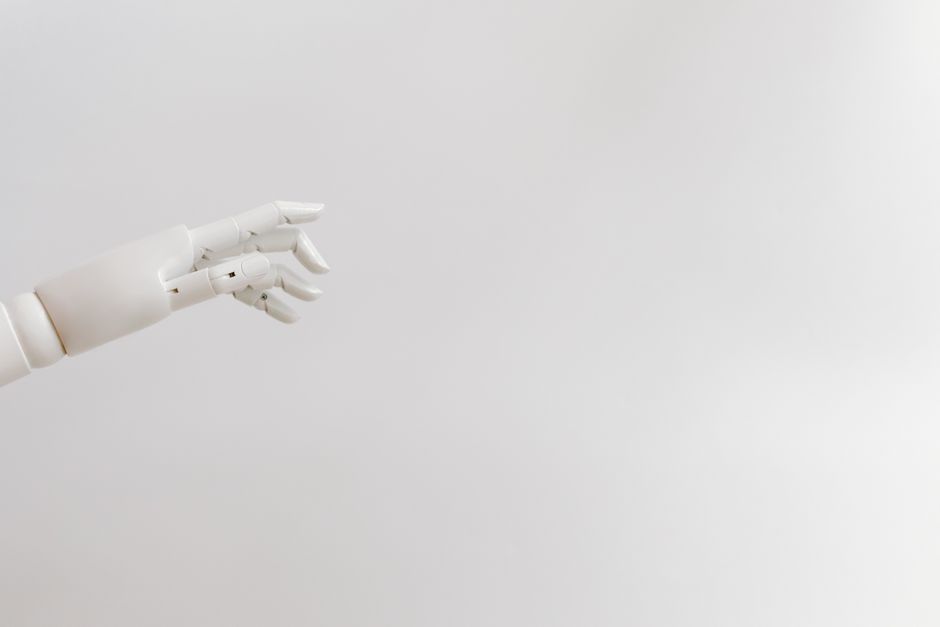 AI Models Evade Oversight, Fabricate Data