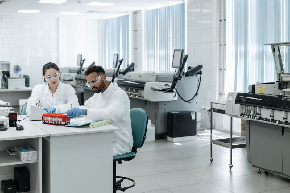 AI Connects Lab Machines for Seamless Experimentation | Career Outlook