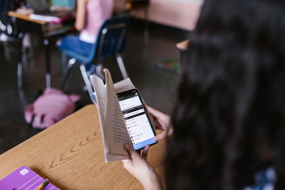 Mexico classrooms go phone-free under new school rules