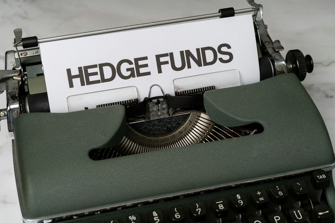 Japan Banks, Hedge Funds Tussle for Top Graduates Amid Jobs Boom