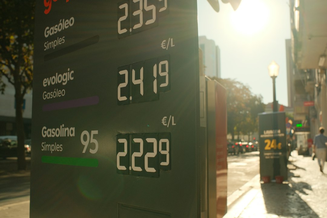 Rising Fuel Costs Deter Meal Delivery Drivers