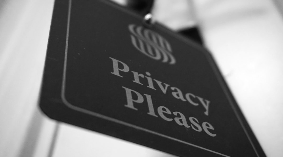 Privacy Risks in 1980s AI Photo Editing Prompts