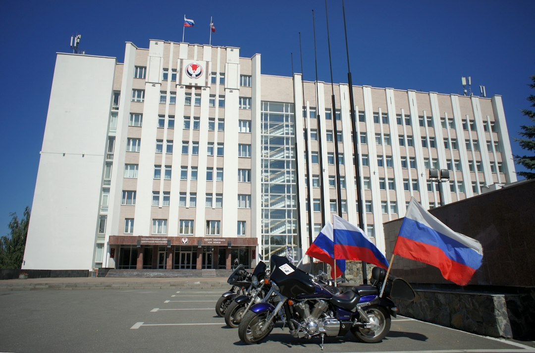 Russia Fuels Over Half of India's Oil Amid Tariff Threats